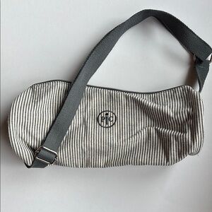 Pampered Chef Striped Wine Tote Carrying Travel Case for Wine Bottle